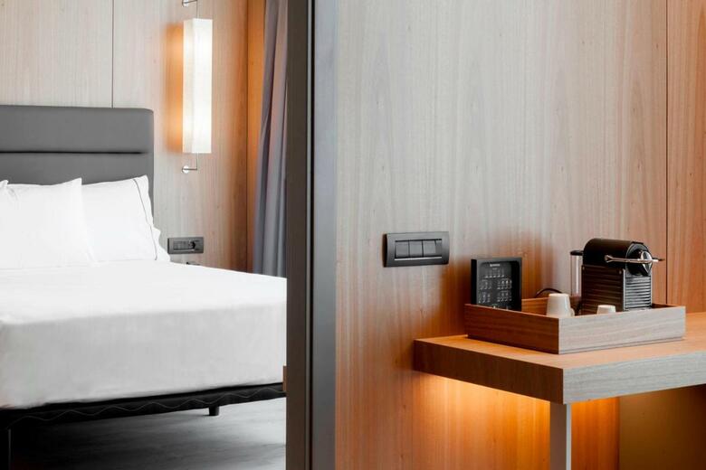 AC Hotel Diagonal L�illa