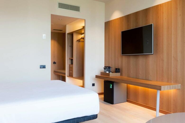 AC Hotel Diagonal L�illa