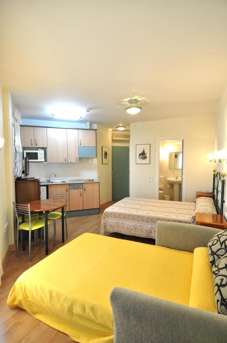 Aparthotel Hotel Apartamentos Aralso Sotillo
