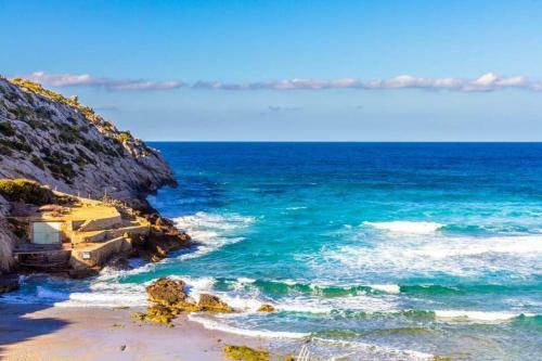 Cala San Vicente Villa Sleeps 8 Pool Air Con Wifi