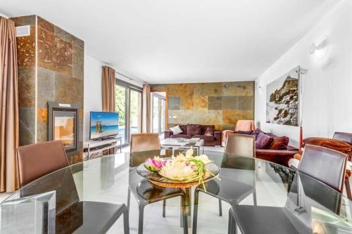 Cala San Vicente Villa Sleeps 8 Pool Air Con Wifi