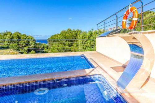 Cala San Vicente Villa Sleeps 8 Pool Air Con Wifi