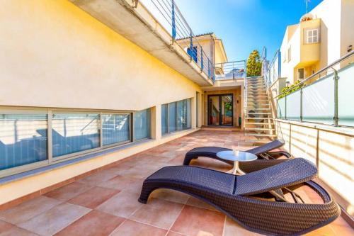 Cala San Vicente Villa Sleeps 8 Pool Air Con Wifi