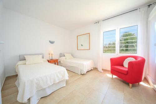 Cala San Vicente Villa Sleeps 6 Pool Air Con Wifi