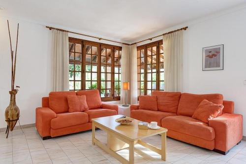 Cala San Vicente Villa Sleeps 6 Pool Air Con Wifi