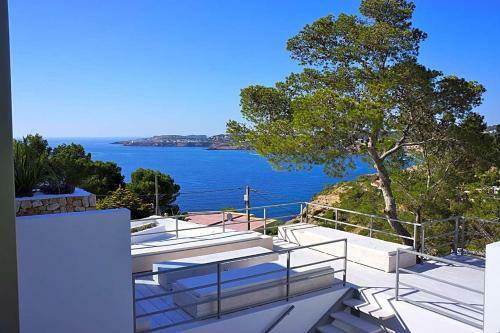 Cala Tarida Villa Sleeps 12 Pool Air Con Wifi