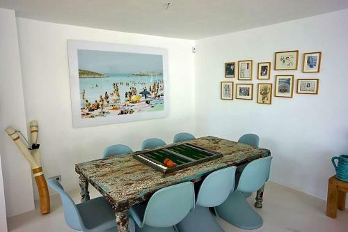 Cala Tarida Villa Sleeps 12 Pool Air Con Wifi
