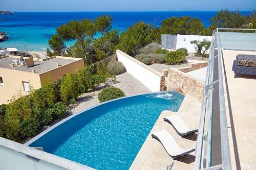 Cala Tarida Villa Sleeps 10 Pool Air Con Wifi
