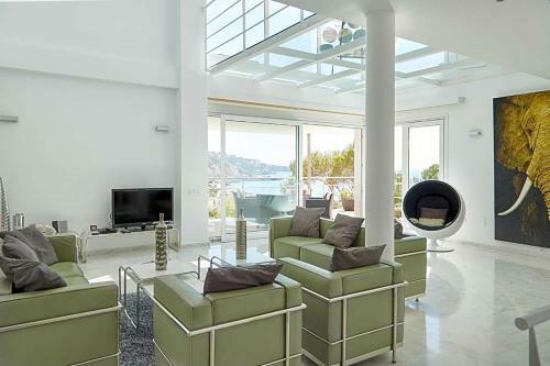 Cala Tarida Villa Sleeps 10 Pool Air Con Wifi