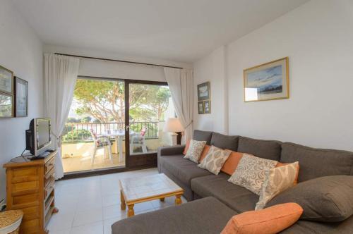 Calella De Palafrugell Apartment Sleeps 4 Pool