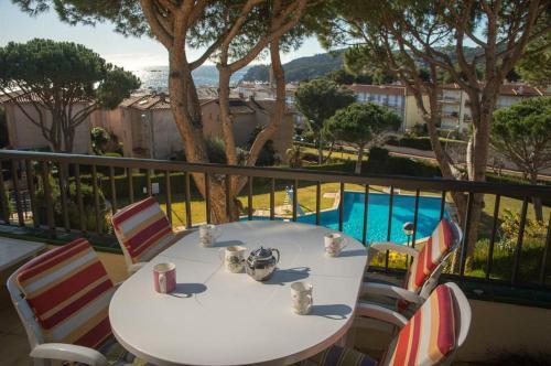 Calella De Palafrugell Apartment Sleeps 4 Pool