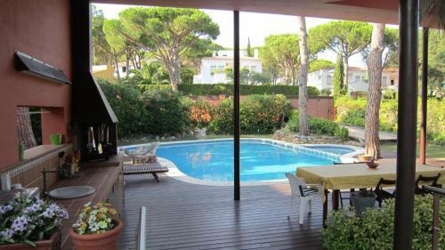Calella De Palafrugell Villa Sleeps 6 Pool