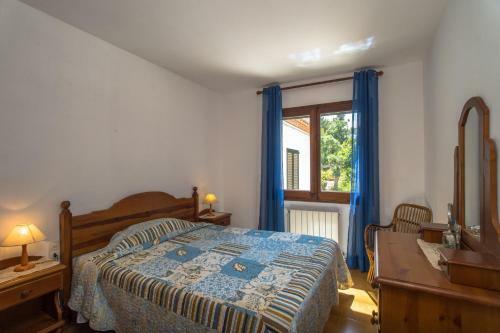 Calella De Palafrugell Apartment Sleeps 5