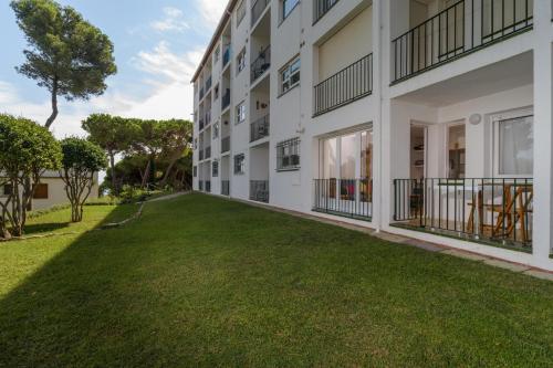 Calella De Palafrugell Apartment Sleeps 4 Pool