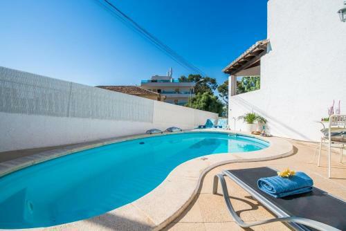 Alcanada Villa Sleeps 6 Pool Air Con Wifi