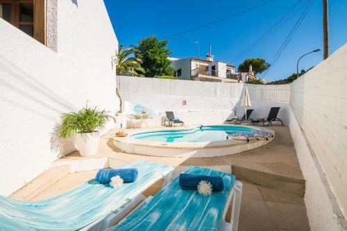Alcanada Villa Sleeps 6 Pool Air Con Wifi