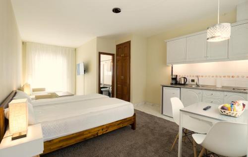 Apartamento Hotel La Palmera