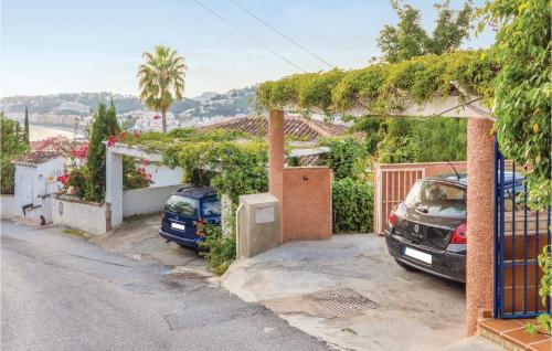 Three-bedroom Holiday Home In Almunecar