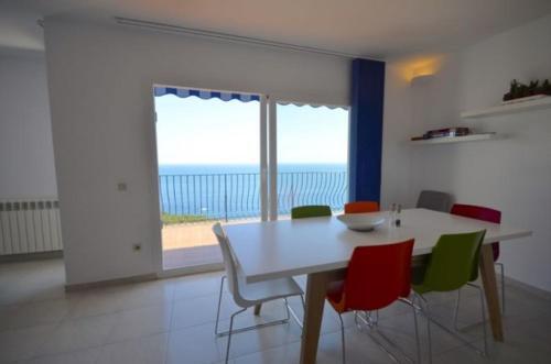 Begur Villa Sleeps 8 Pool Wifi