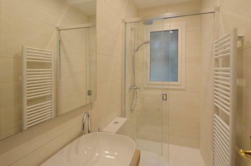 Begur Villa Sleeps 8 Pool Wifi