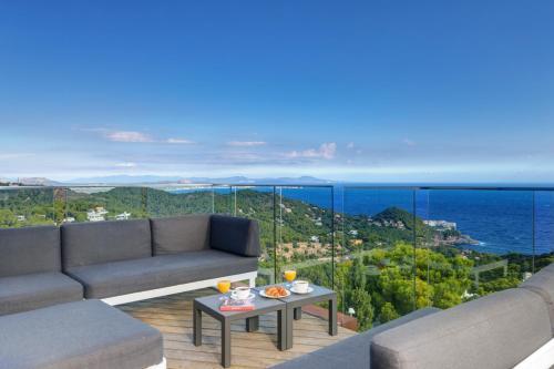 Begur Villa Sleeps 8 Pool Air Con Wifi