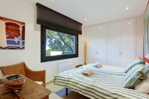 Begur Villa Sleeps 8 Pool Air Con Wifi