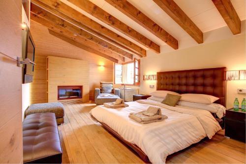 Begur Villa Sleeps 6 Pool Wifi