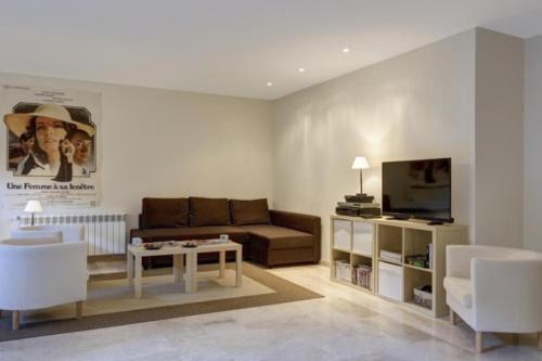 Begur Villa Sleeps 10 Pool Air Con Wifi