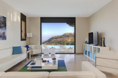 Begur Villa Sleeps 10 Pool Air Con Wifi