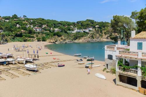 Begur Villa Sleeps 8
