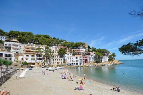 Begur Villa Sleeps 8 Pool Air Con Wifi
