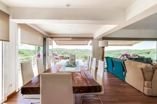 Begur Villa Sleeps 8 Pool Air Con Wifi