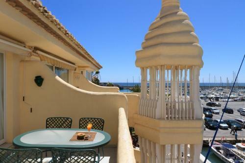 Apartamento Puerto Marina