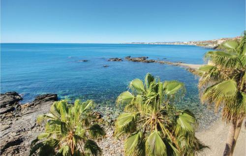 Two-bedroom Apartment In Benalmadena