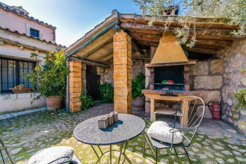 Buger Villa Sleeps 8 Pool Air Con Wifi