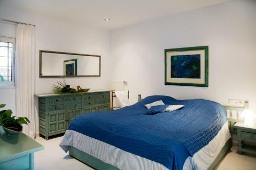 Cala Bassa Villa Sleeps 10 Pool Air Con Wifi