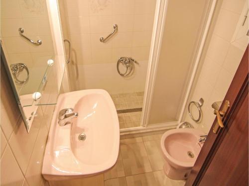 Three-bedroom Apartment In Calella