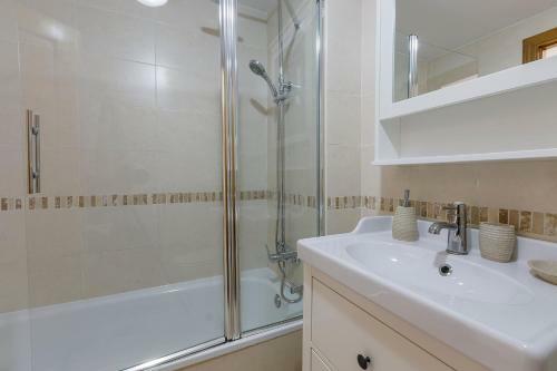 Apartamento A&n Baviera Hoyo 4