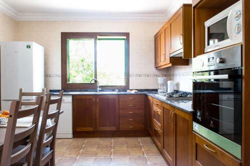 Calonge Villa Sleeps 8 Pool Air Con Wifi