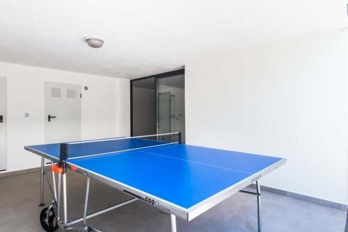 Calpe Villa Sleeps 8 Pool Air Con Wifi