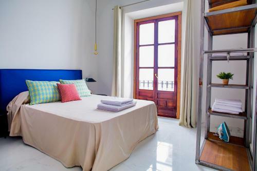 Hostal Oyo Apartamentos Leiva