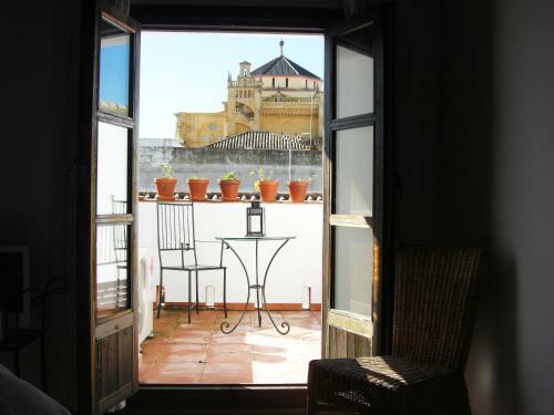 Apartamentos Los Patios De La Juder�a