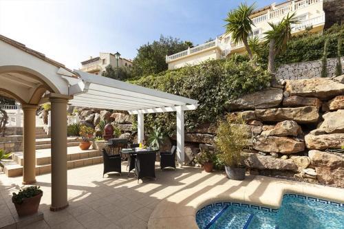 Denia Villa Sleeps 6 Pool Air Con Wifi