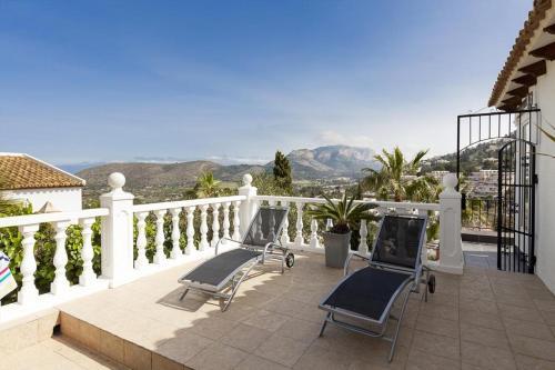 Denia Villa Sleeps 6 Pool Air Con Wifi