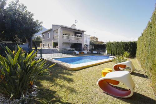 Denia Villa Sleeps 6 Pool Air Con Wifi