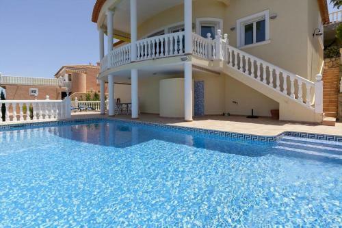 Denia Villa Sleeps 6 Pool Air Con Wifi