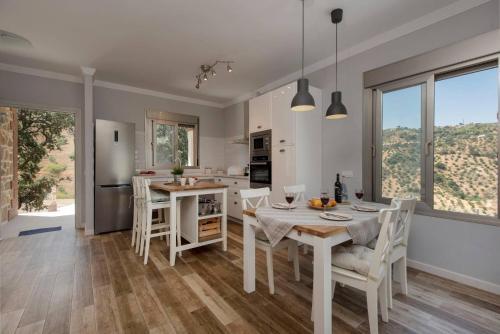El Gastor Villa Sleeps 4