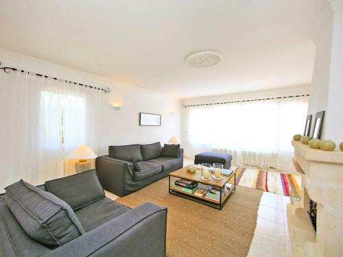 Urbanitzacio Montemar Villa Sleeps 8 Pool