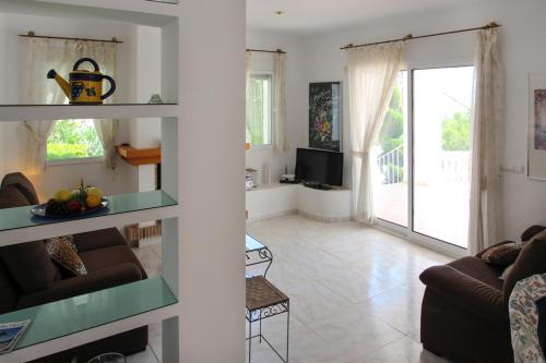 Urbanitzacio Montemar Villa Sleeps 6 Pool Air Con