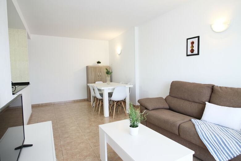 Apartamento Los Juncos Justoliver Holidays